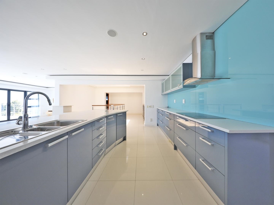 5 Bedroom Property for Sale in Baronetcy Estate Western Cape